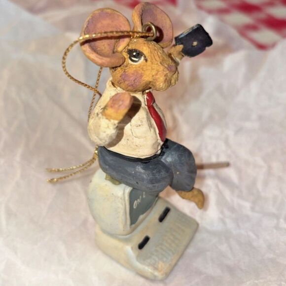 Kurt Adler Hole In The Wall Gang Christmas Ornament - Picture 2 of 5